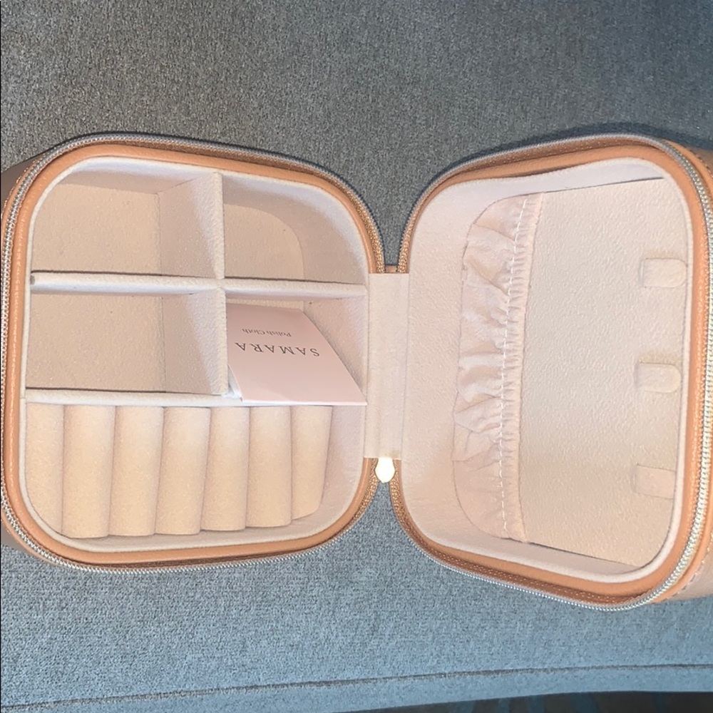 Samara jewelry box